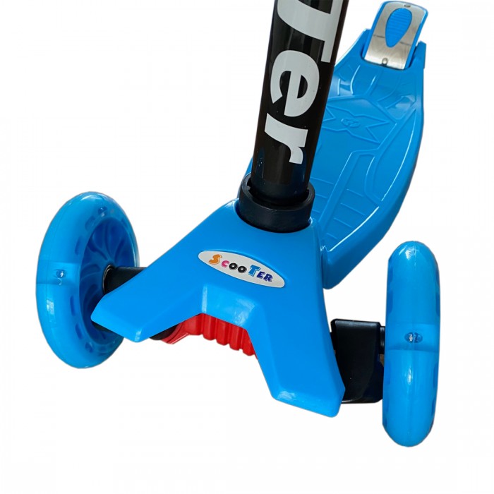 DeBlock kinderstep met 3 lichtgevende wielen - 3 jaar - verstelbaar stuur - voetrem - blauw DeBlock kinderstep met 3 lichtgevende wielen - 3 jaar - verstelbaar stuur - voetrem - blauw
