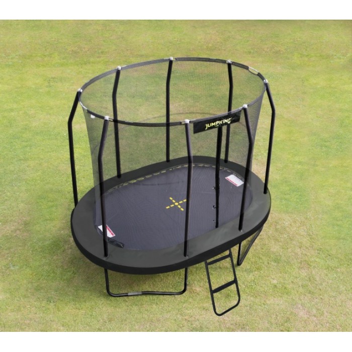 Jumpking trampoline met net en ladder JumpPod Oval 351 x 244 cm zwart (2016) Jumpking trampoline met net en ladder JumpPod Oval 351 x 244 cm zwart (2016)