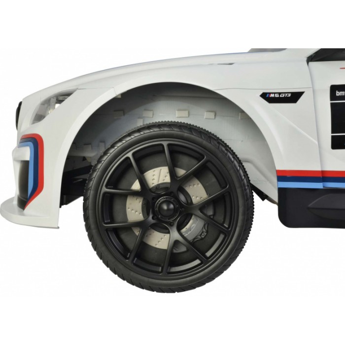 BMW M6 GT3 accuvoertuig met afstandsbediening 12V wit