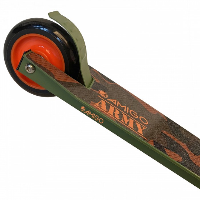 AMIGO stuntstep Army Junior Voetrem Groen/Oranje AMIGO stuntstep Army Junior Voetrem Groen/Oranje