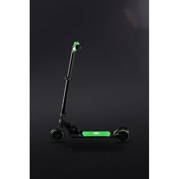 QPlay Honeycomb Junior Voetrem Zwart/Groen QPlay Honeycomb Junior Voetrem Zwart/Groen
